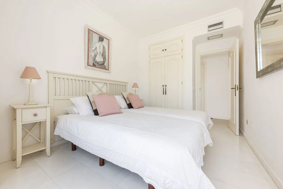 bd8496d5-e084-4f35-b38f-1317c116ff2d