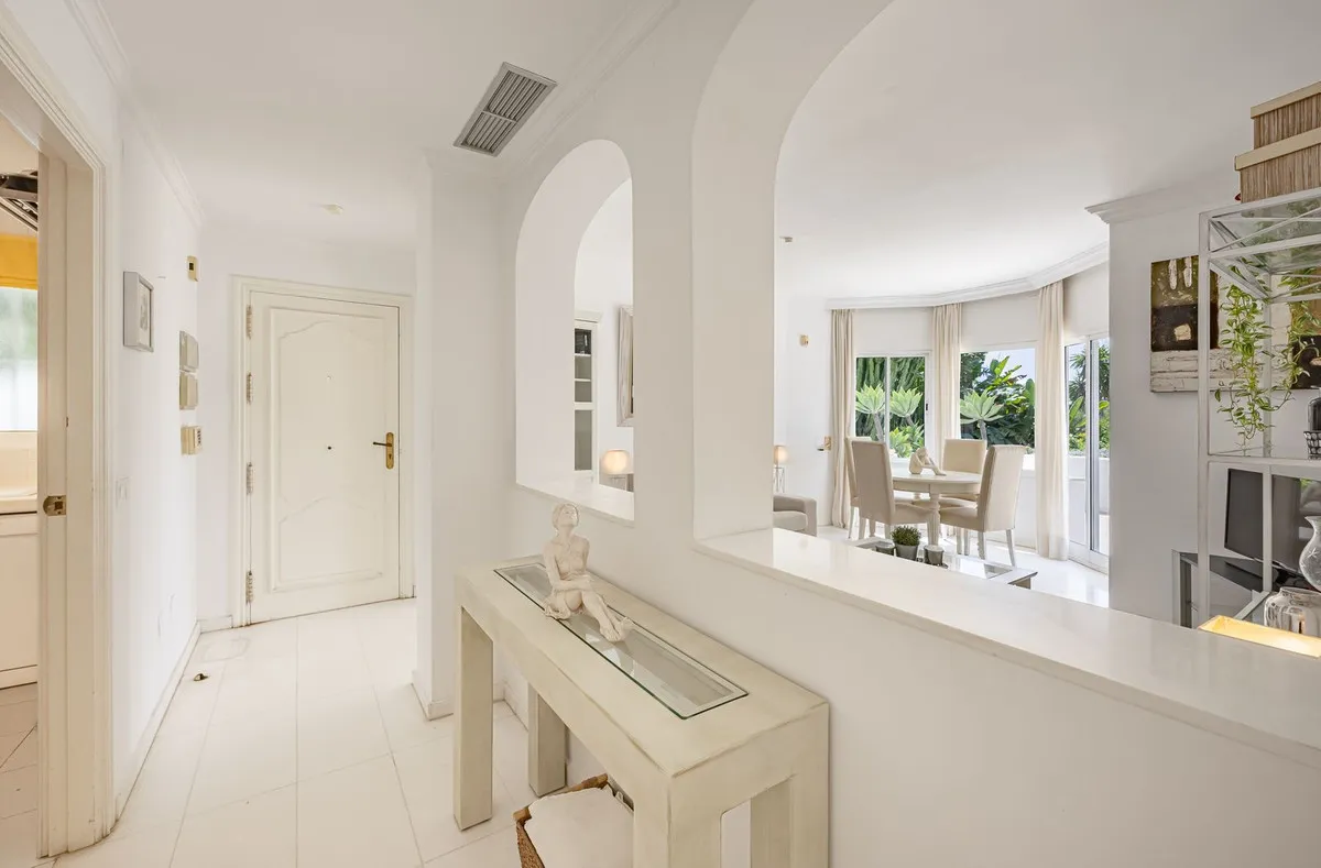 d8a61f3a-c45d-41a9-a3b1-a9523293c602