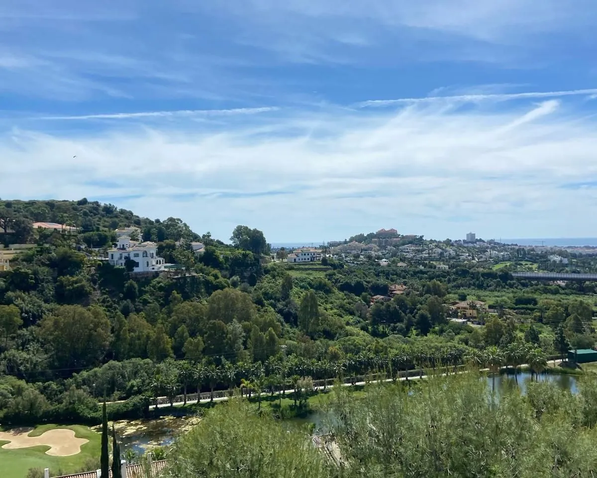 3e4e874d-da4d-424b-bc84-274b4e4f3e2f