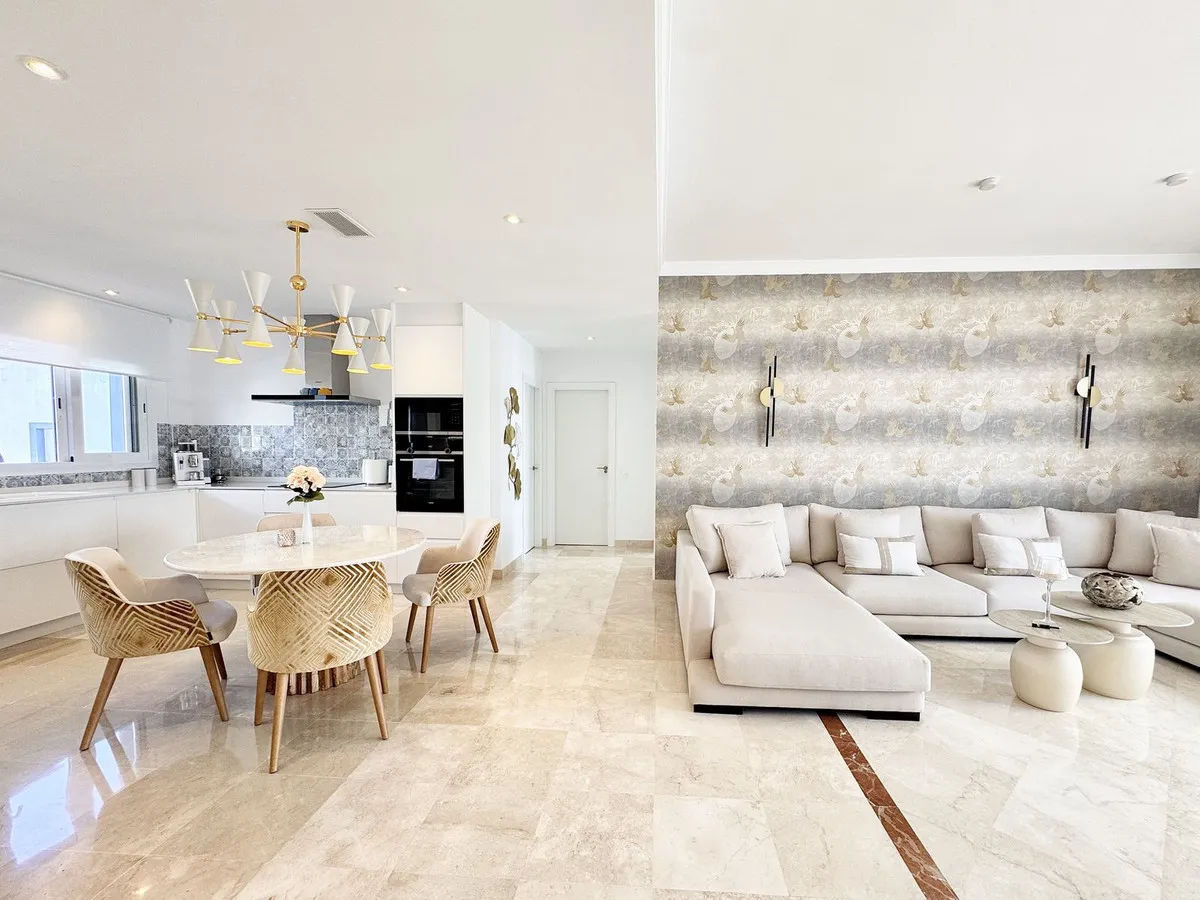 6a4e9387-6f07-42e3-9ef3-6d2a61693621