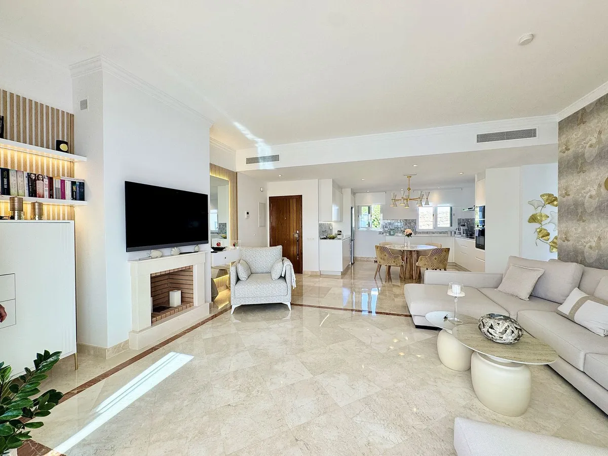 ce3ea238-ad33-47be-825a-2090e6387076