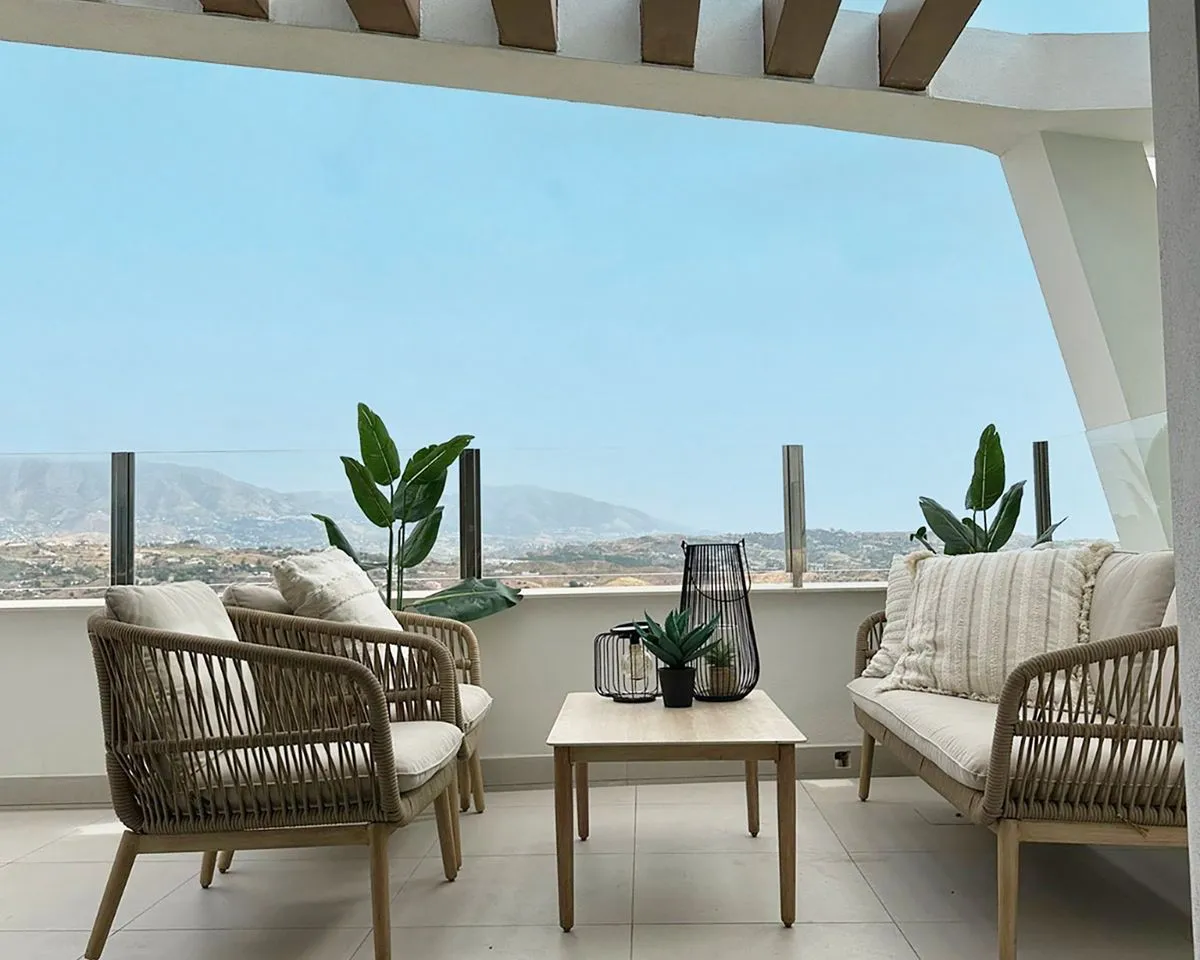 8de1ab1c-fb01-4f9c-aa68-2b29d16d2e06