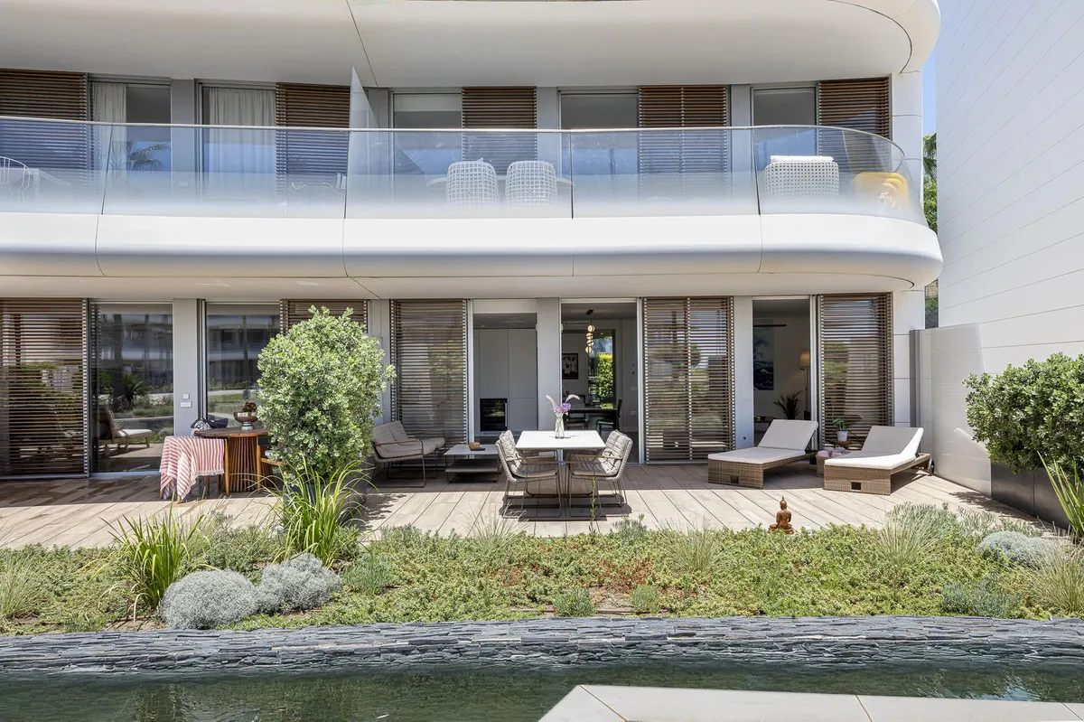 05c2e9b6-6787-4bac-b6e0-b982b8baa573