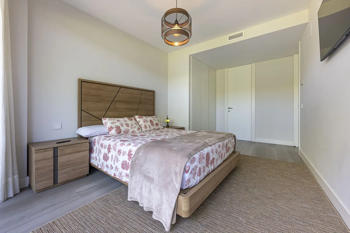 247ee838-7137-4c8b-8587-559adbb2498a