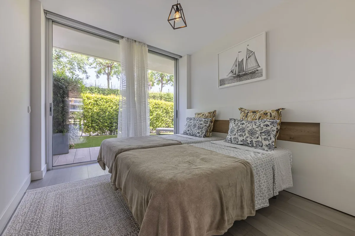 bc9225e6-b0b3-4217-bdfd-902fd9e46c8a