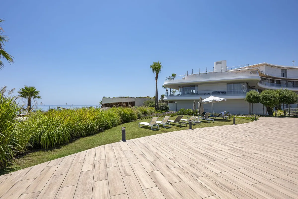 dbe9ed84-f425-4420-b63e-917dd6f26763