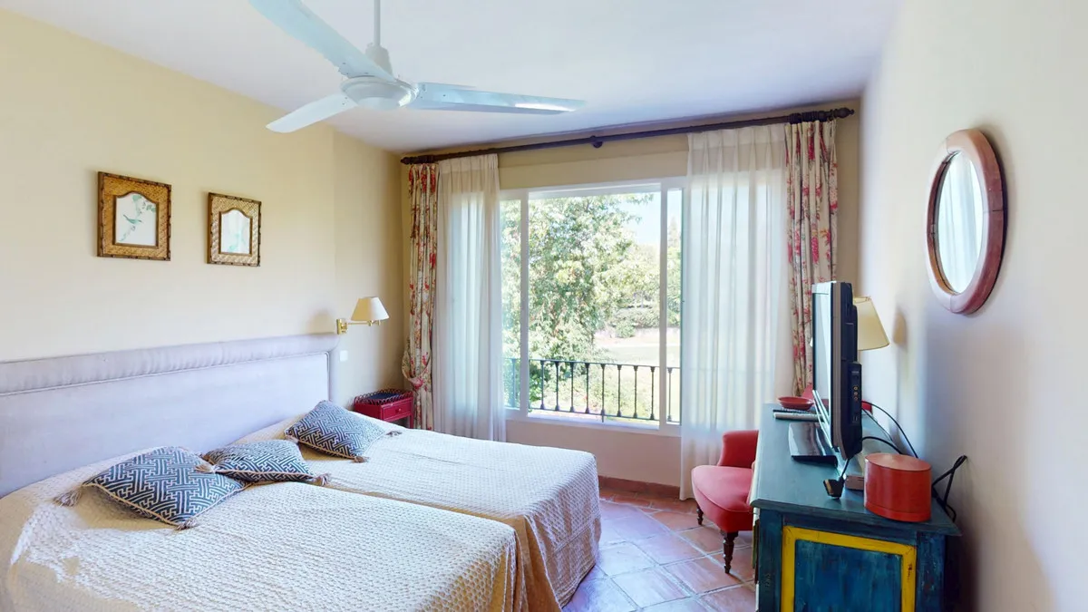 180ac2b3-282b-46fd-82a3-1e0ff3299a98