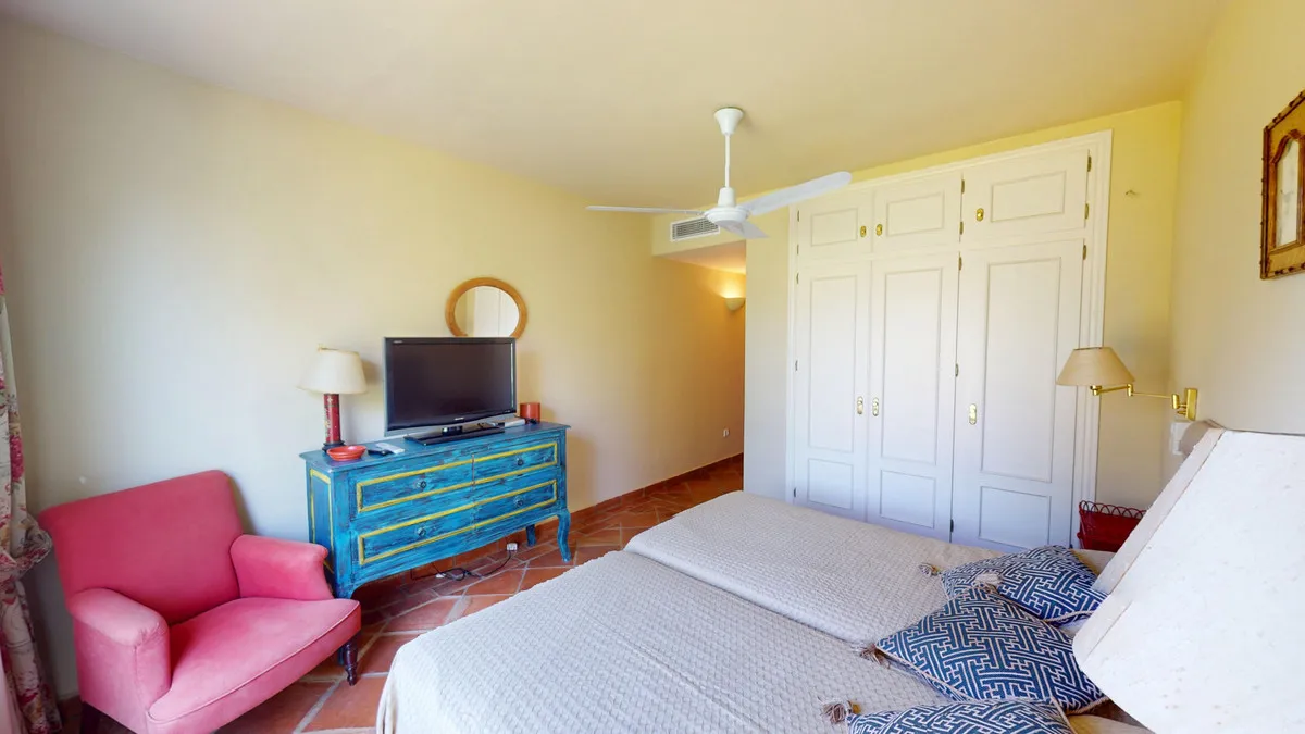 92ff8193-9b6f-4f9c-af30-46e1ebb275ff