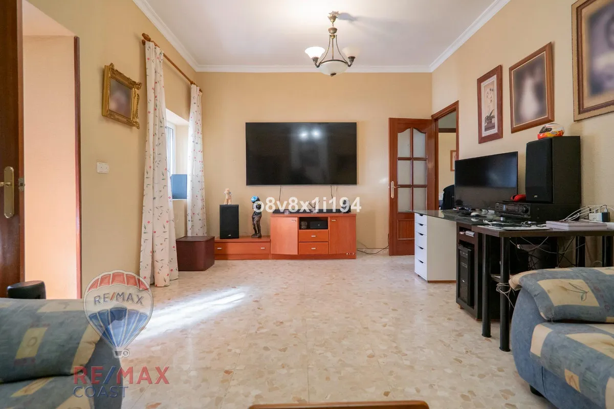 e9a5a099-00b3-439d-a308-fb723345a613