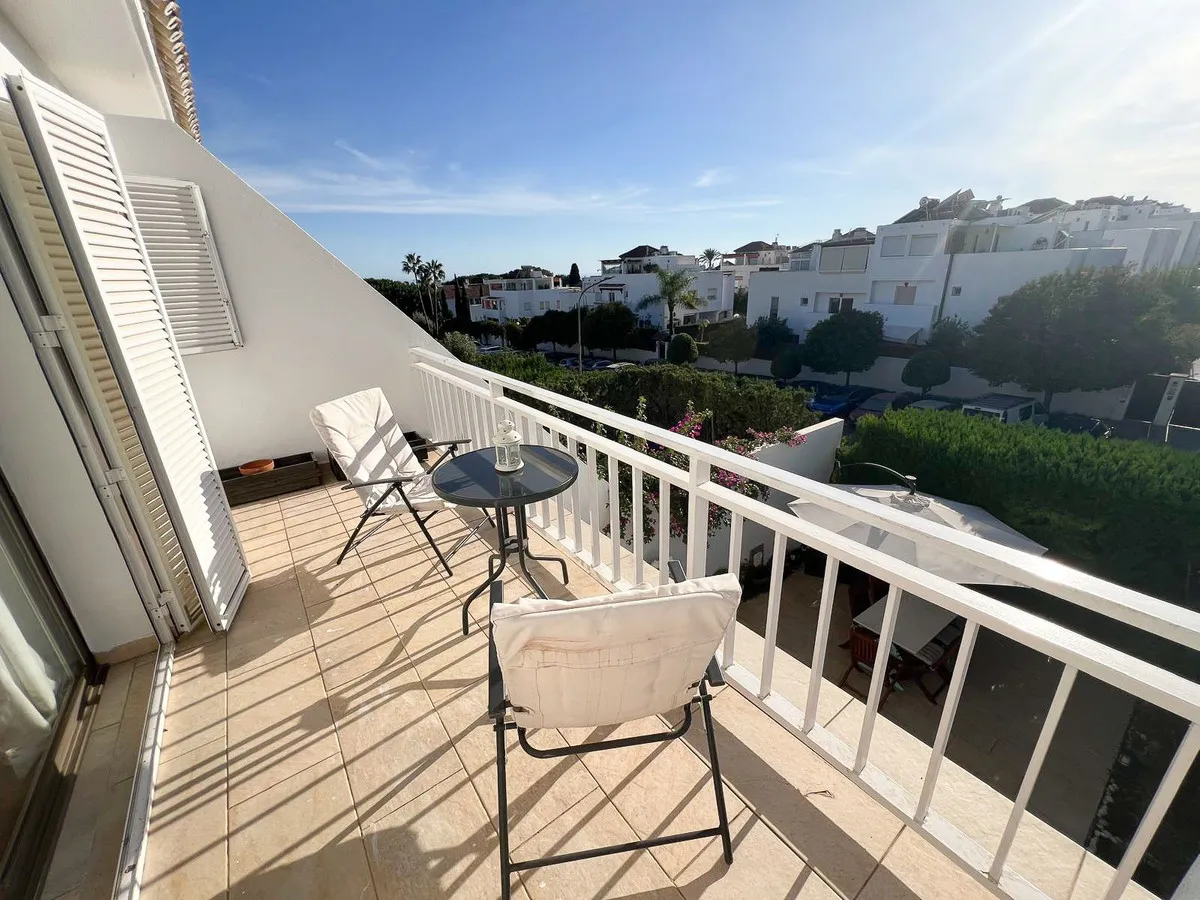 b77640ff-e106-4513-b532-b2cd7749200c