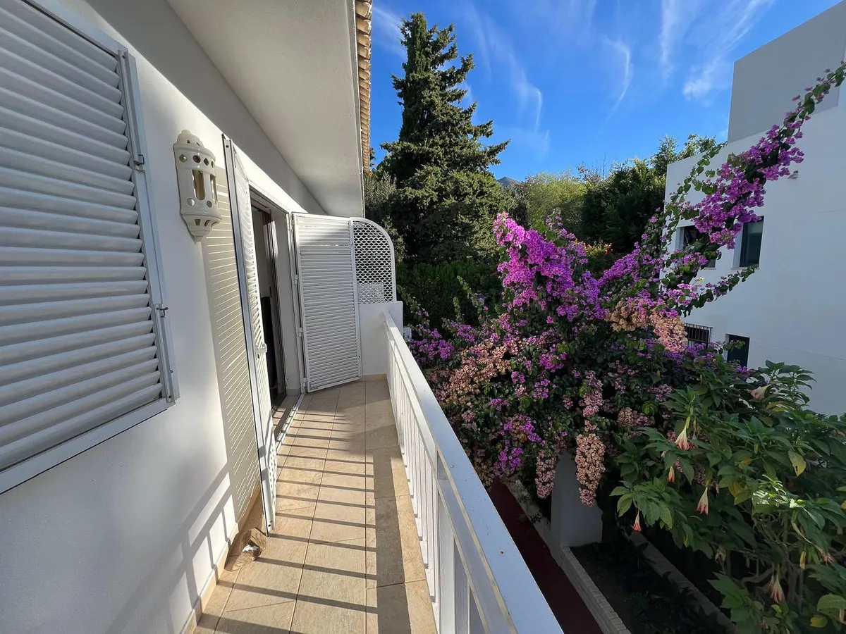 cdff76e4-cb0f-48c4-b194-101df2fbbceb