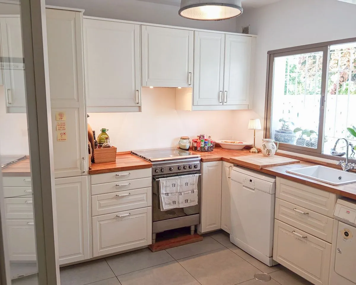 d7dcabe6-b7f1-4c1a-8c7a-ef735b666944