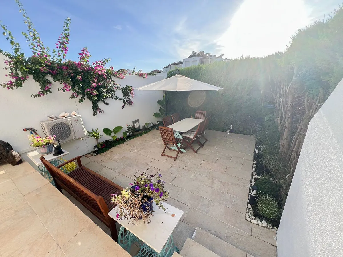 eaec14fc-95d8-4b39-877c-5613c7851b7f