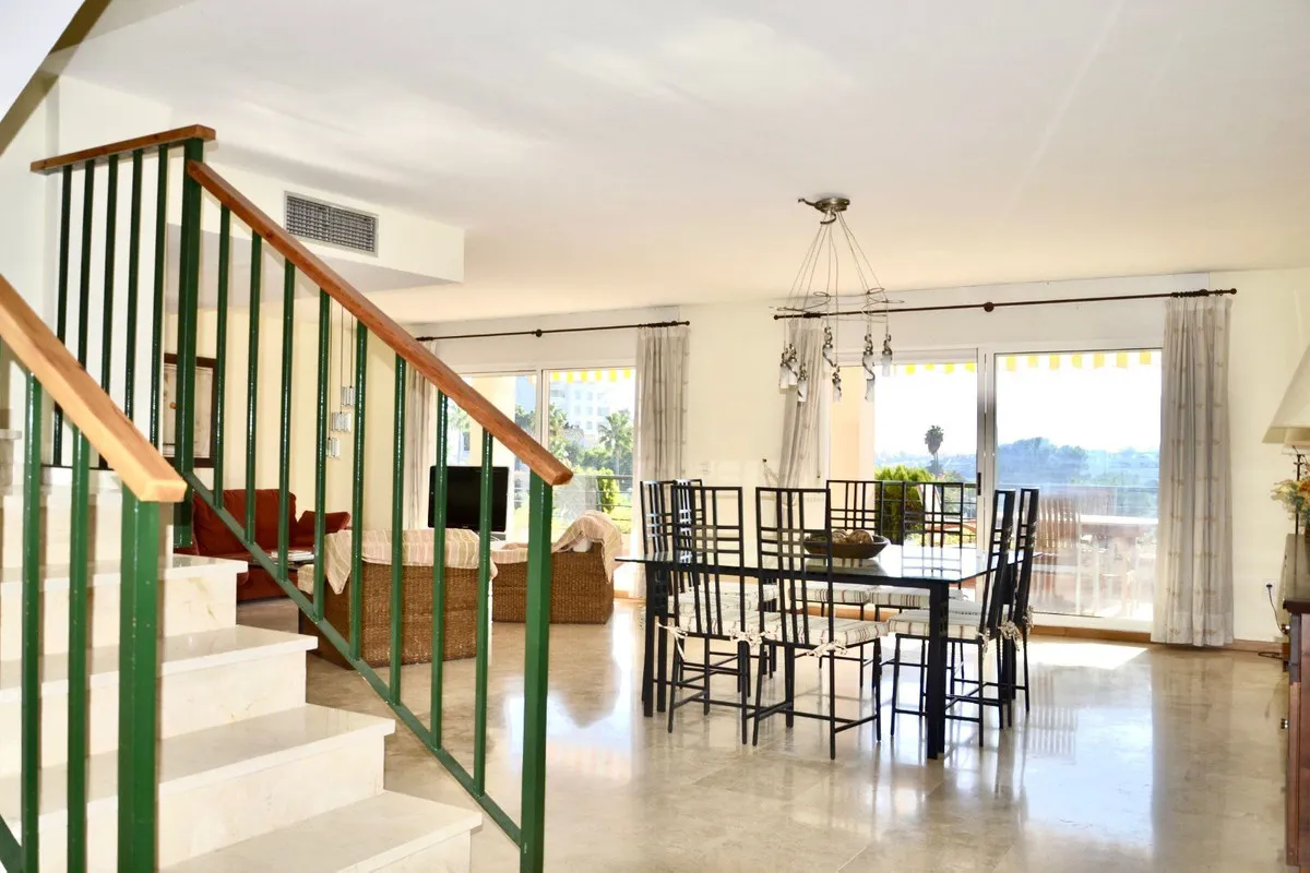 21e110a4-0856-4b2b-b3ce-f24052474339