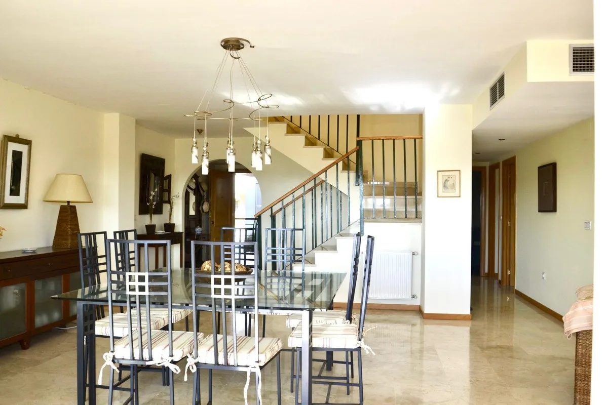 9b354d68-3e84-43b6-80bd-285b39c26077