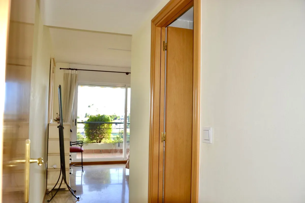 aa57a8eb-3ef9-4a8a-9673-87ca9aadcf0c