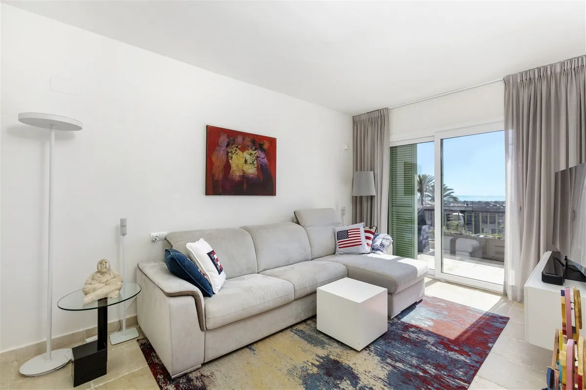 34f3f2cd-cb66-4d01-b05e-fe193de79319