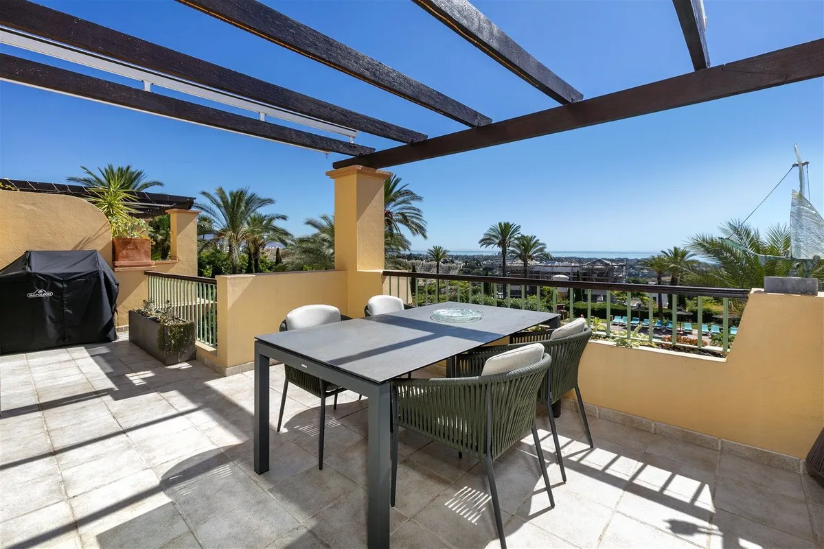 d8babe58-4b8d-4306-940f-d91cf8158ca7