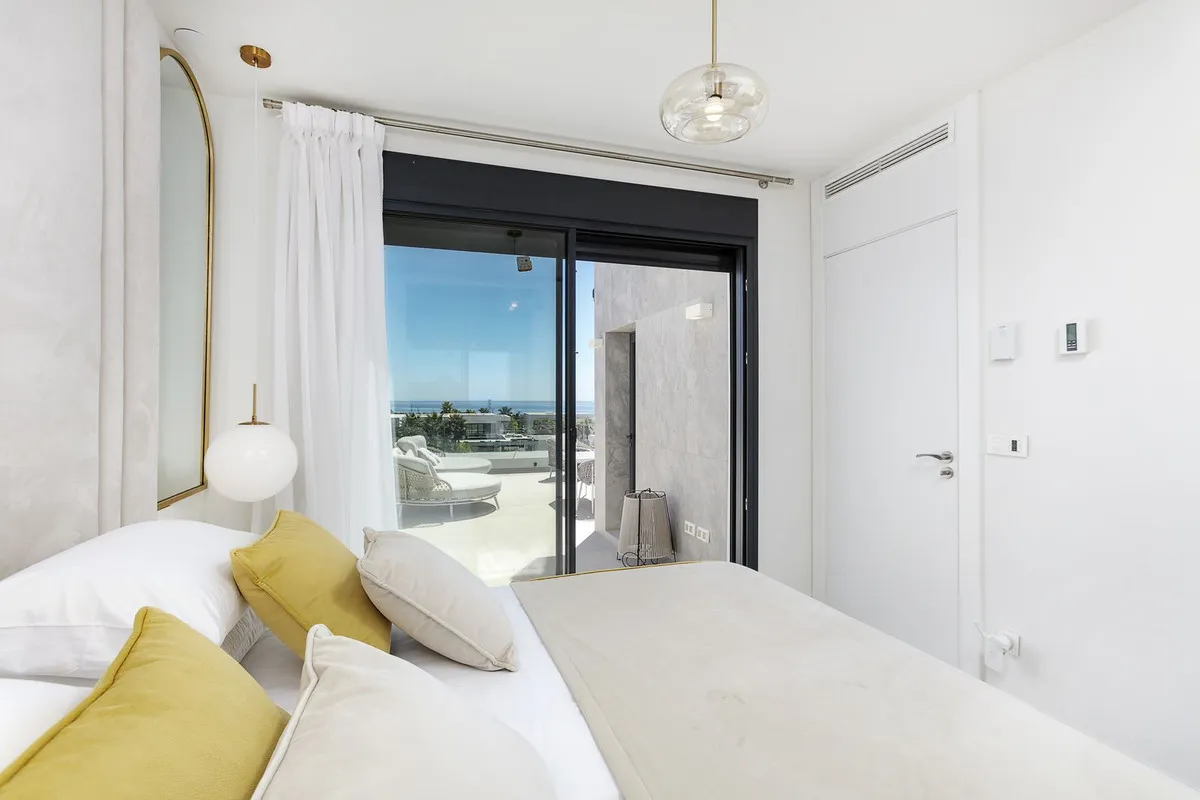 f05faeb6-4349-481d-8cb3-3666d72b1c2c