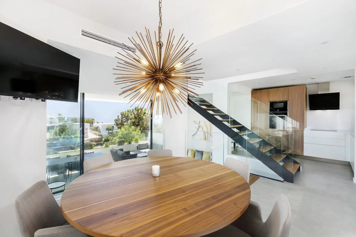 fbe11277-2279-4ab3-a38d-ade2824ef565