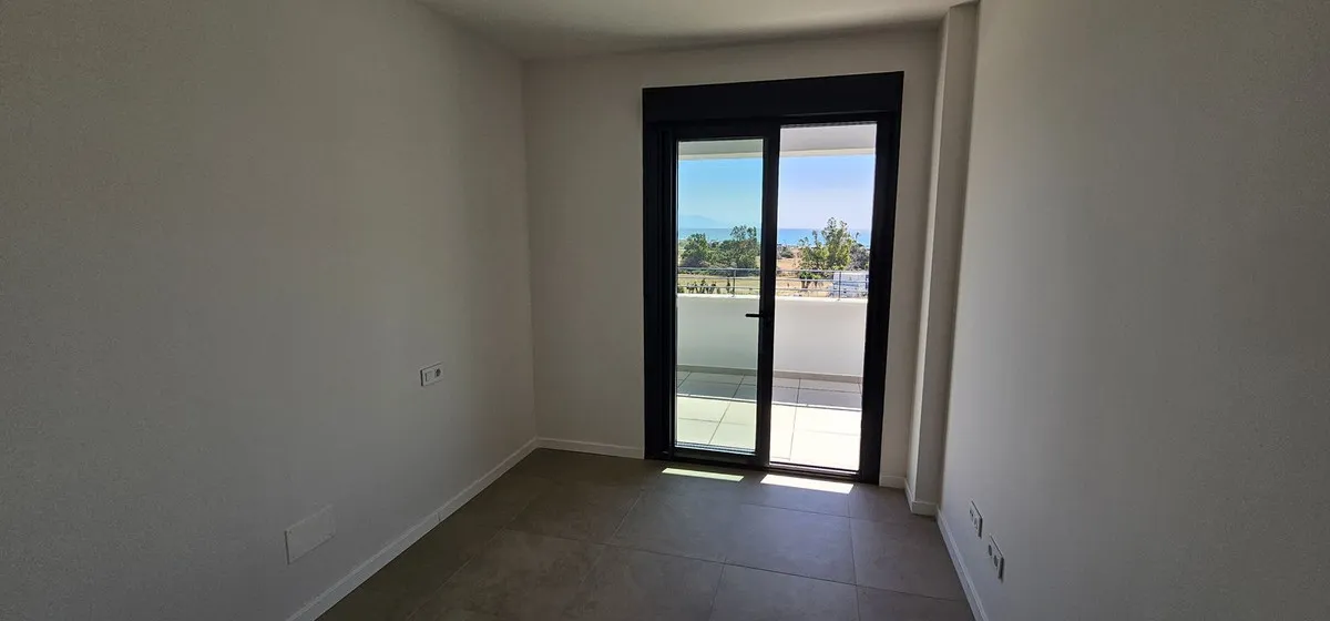 7a723653-8440-41bc-ac26-3c690dd5550f