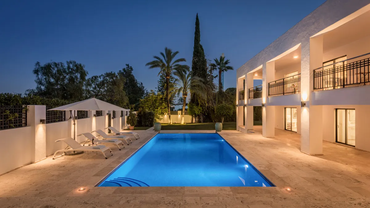 16fd9eb2-0b0b-43d1-a751-4f605c211f10