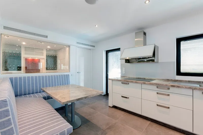 1e03e79d-0373-4f3d-ae05-a4df62e92699