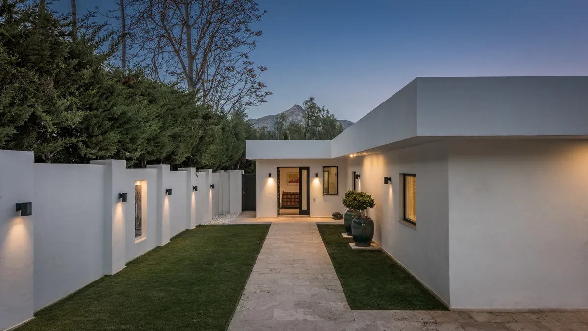 7cc07fa9-ee55-4afe-947b-ada589f4e6a2