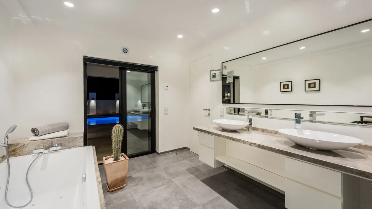 f7c6ea68-6c4a-4229-8a2d-e44ae75611a2