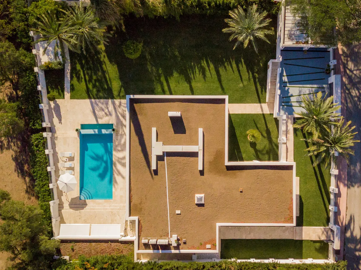 fc673f3c-98c1-409d-85a1-512f2daba29f