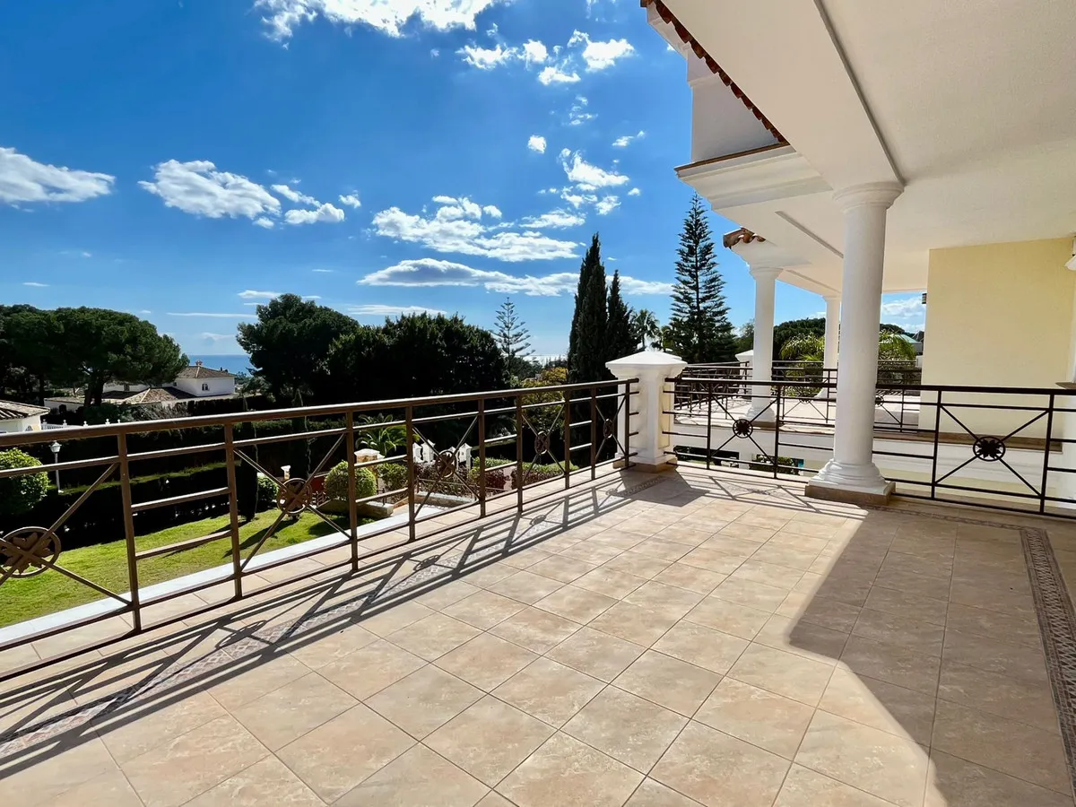 b6d9035f-dab5-4ef0-8110-63503276a0cc