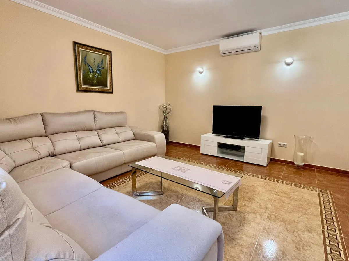 bbd12381-0b77-4e42-bcae-bbf3f5901939