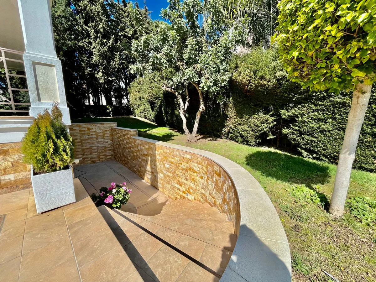 e034e22b-9cc4-4f07-bece-9886dcdd37cb