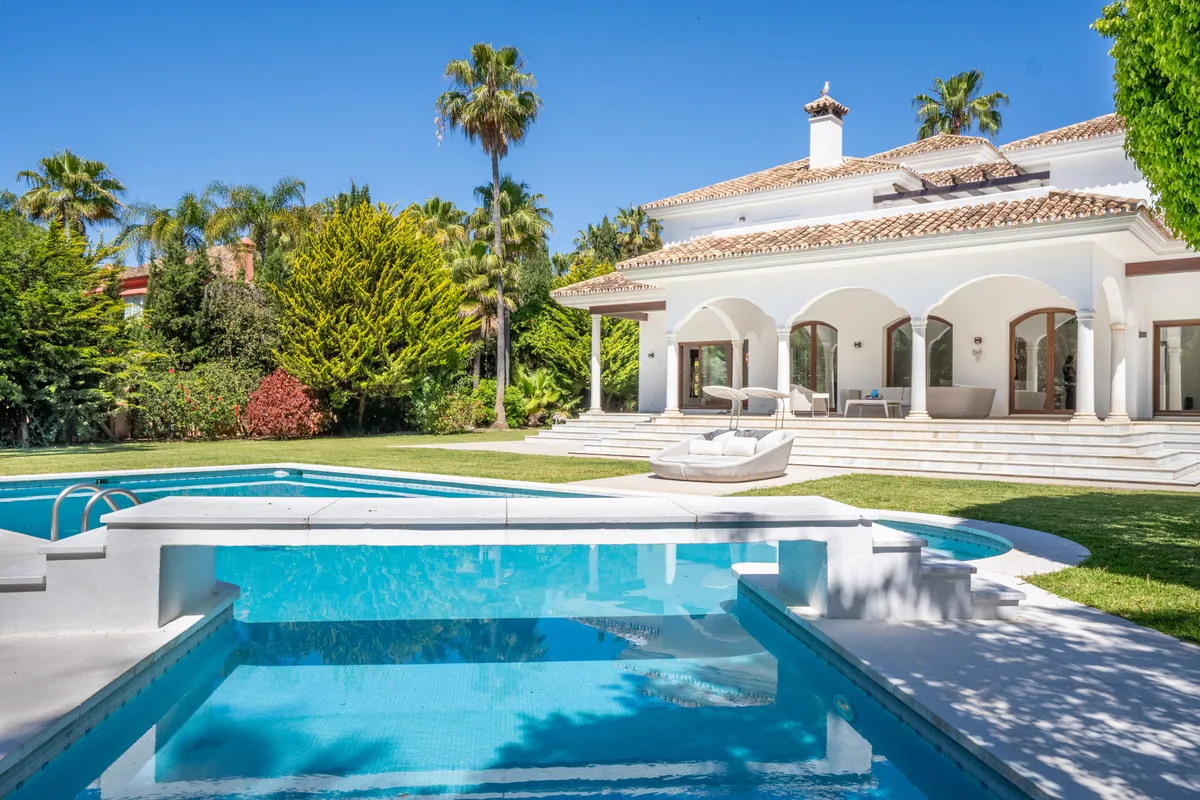 c208c5ad-2f5e-46fc-93cf-808a5bbfcd82