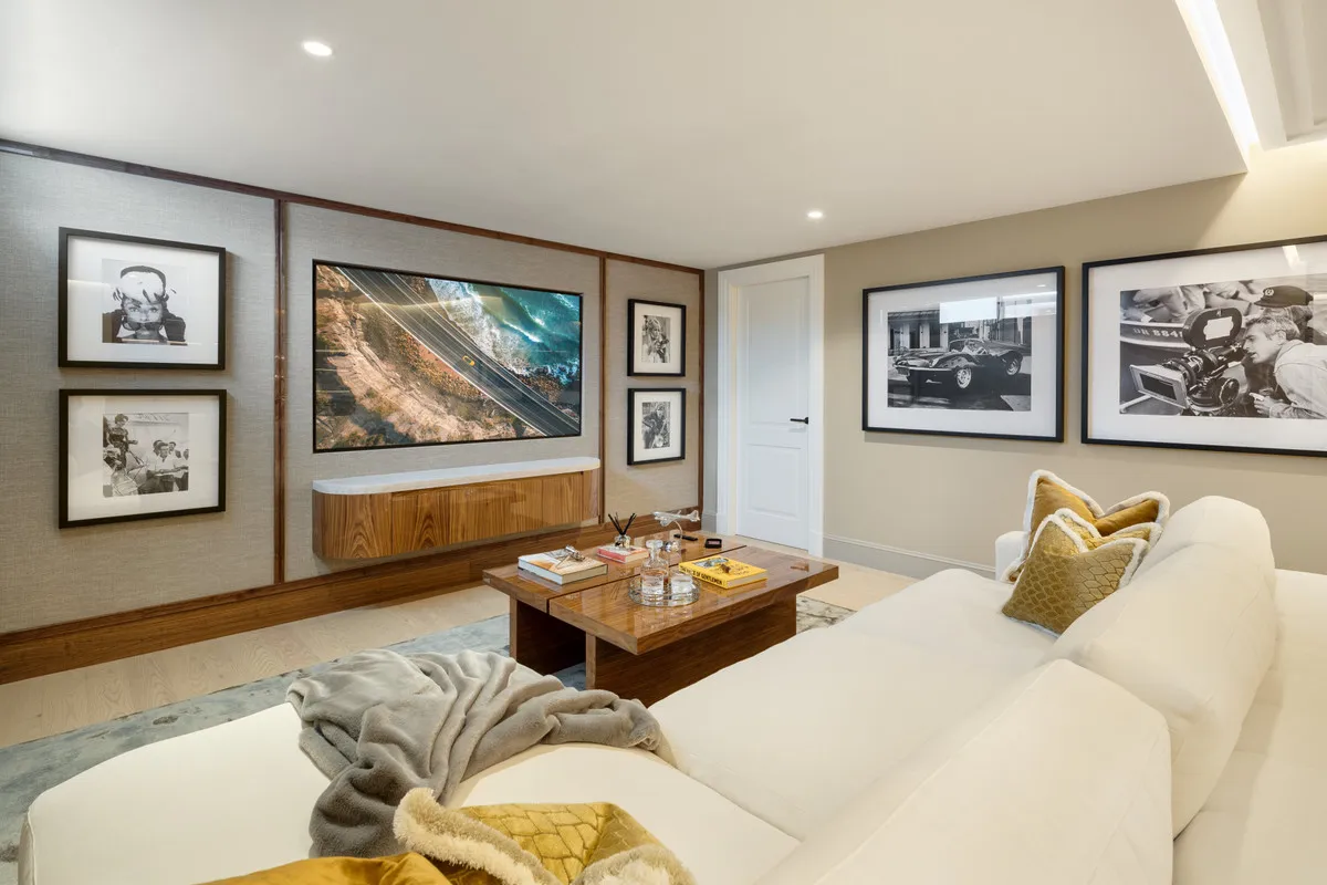 9aa698a2-65f1-4ed3-93cc-72a938264734