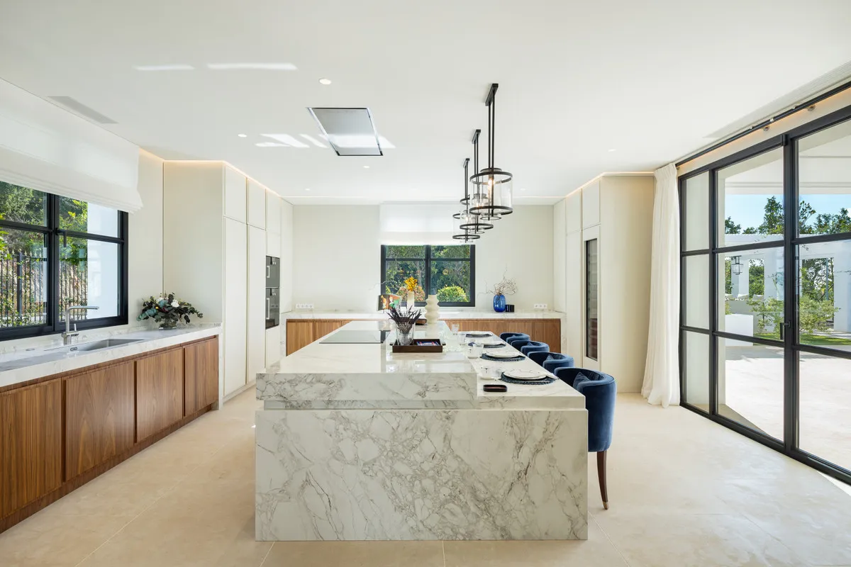 b31522a1-213f-4984-aa87-99303f81d72c