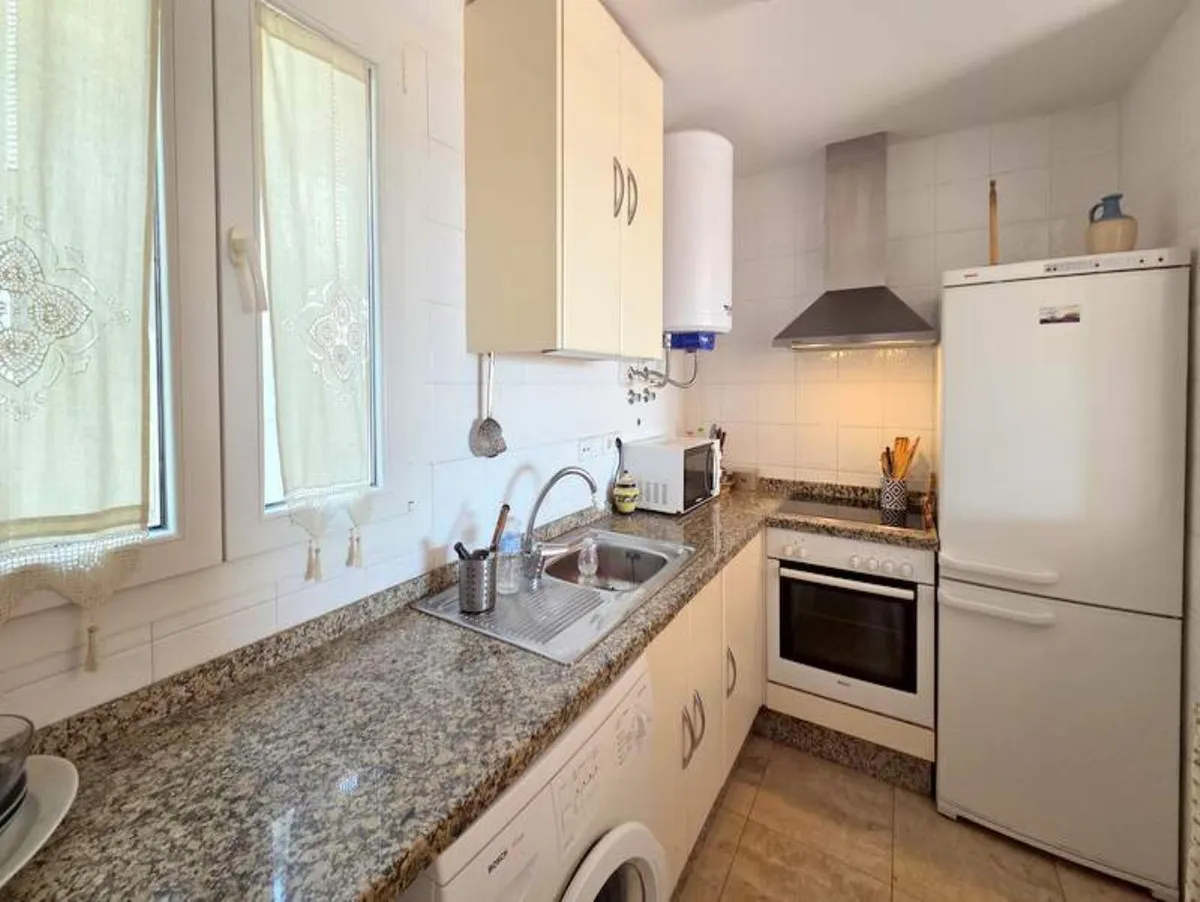 20c994c6-88ba-4e79-ad78-80e07c16ddd6