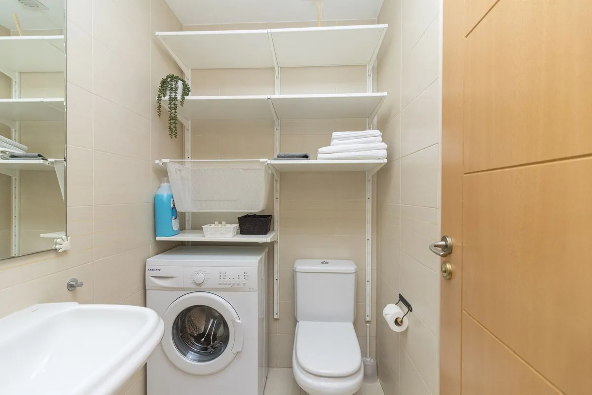 8e73532f-13ae-4c5d-a12e-16d9ab178083