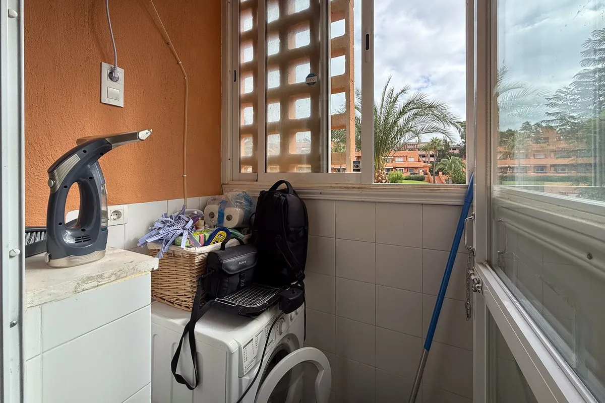 fc342d5d-3f95-4c88-a0f9-2512a6189b71