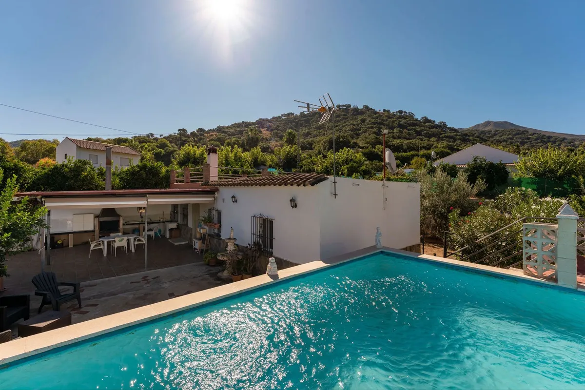 74568884-4bf4-492b-a2bd-a847a9fc23a3