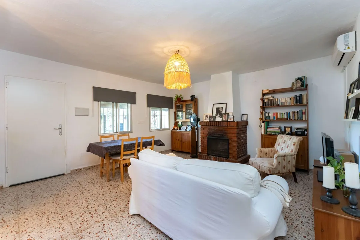 89e5645b-e7a4-459d-846e-5accb6068e4f