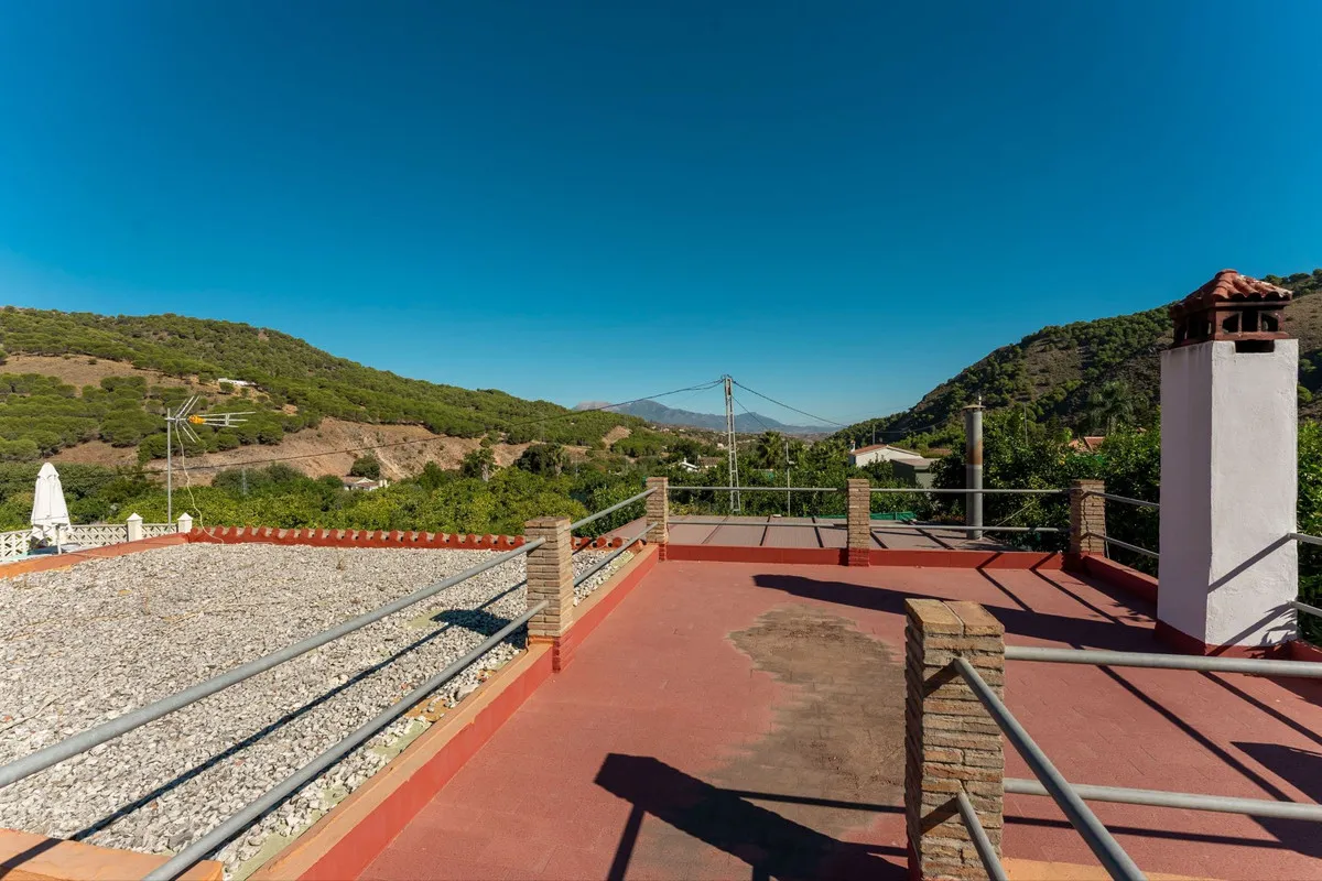 bb1595b0-d4c4-4277-9915-a99b1d5e1cab