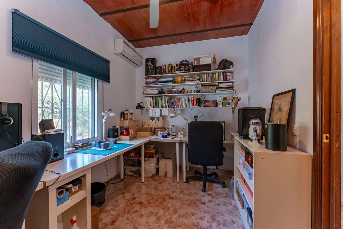 deea51ad-1ae5-460c-9105-ffff907100c3