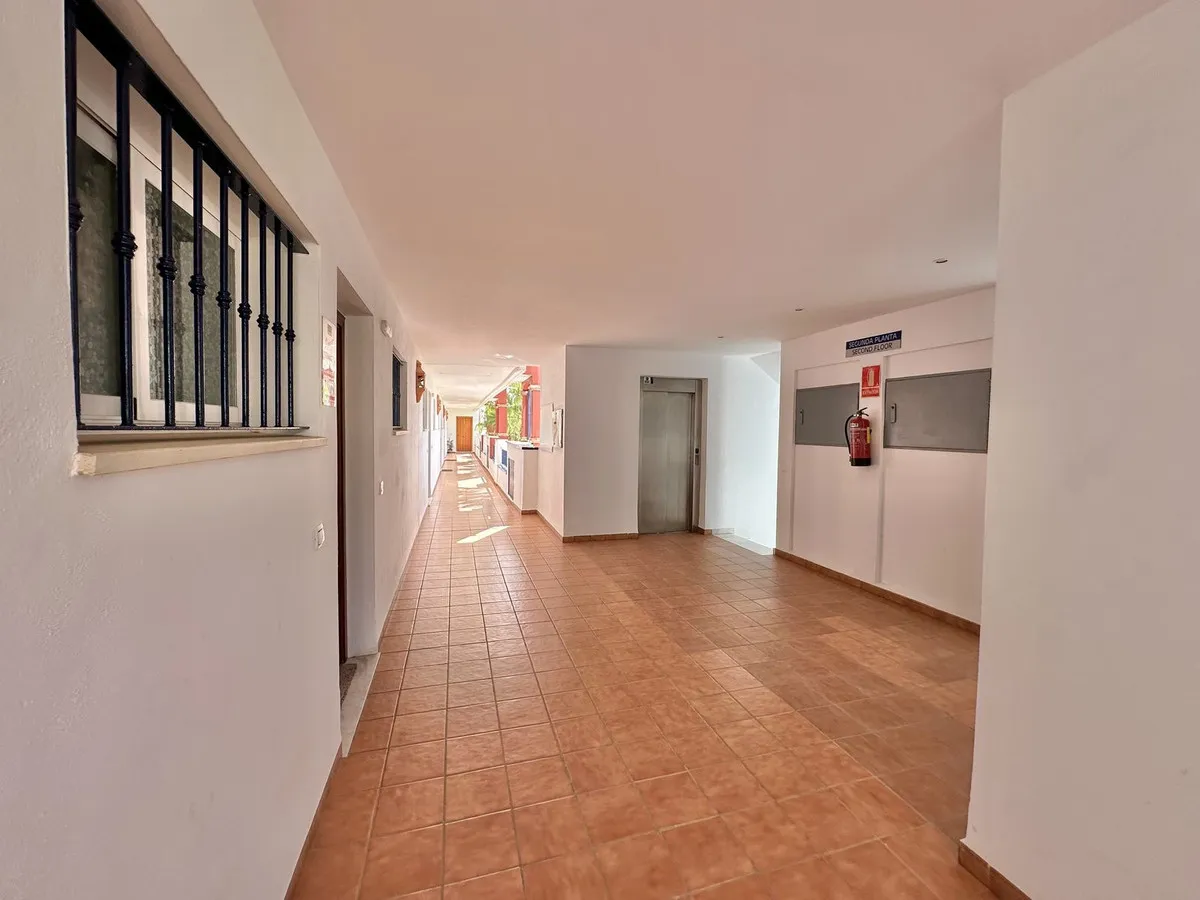 1b744fe7-f1f6-46f0-ba94-7abce1132ab1