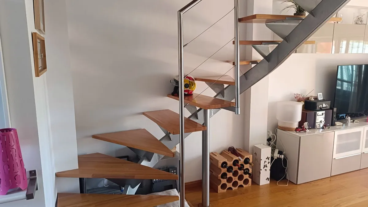 09b1598c-0f12-466a-a858-223d6edb8e49