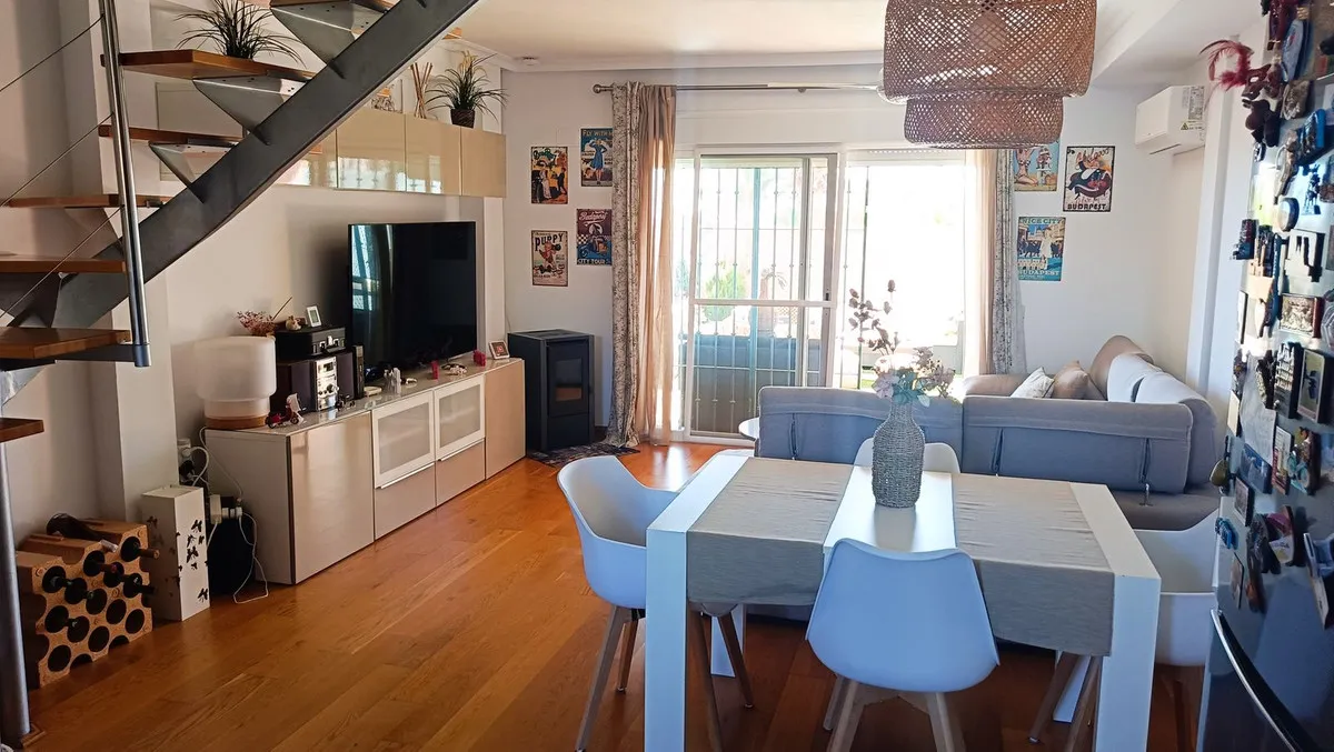 54332205-1e5d-4fa1-ad15-147e5dcb59ac