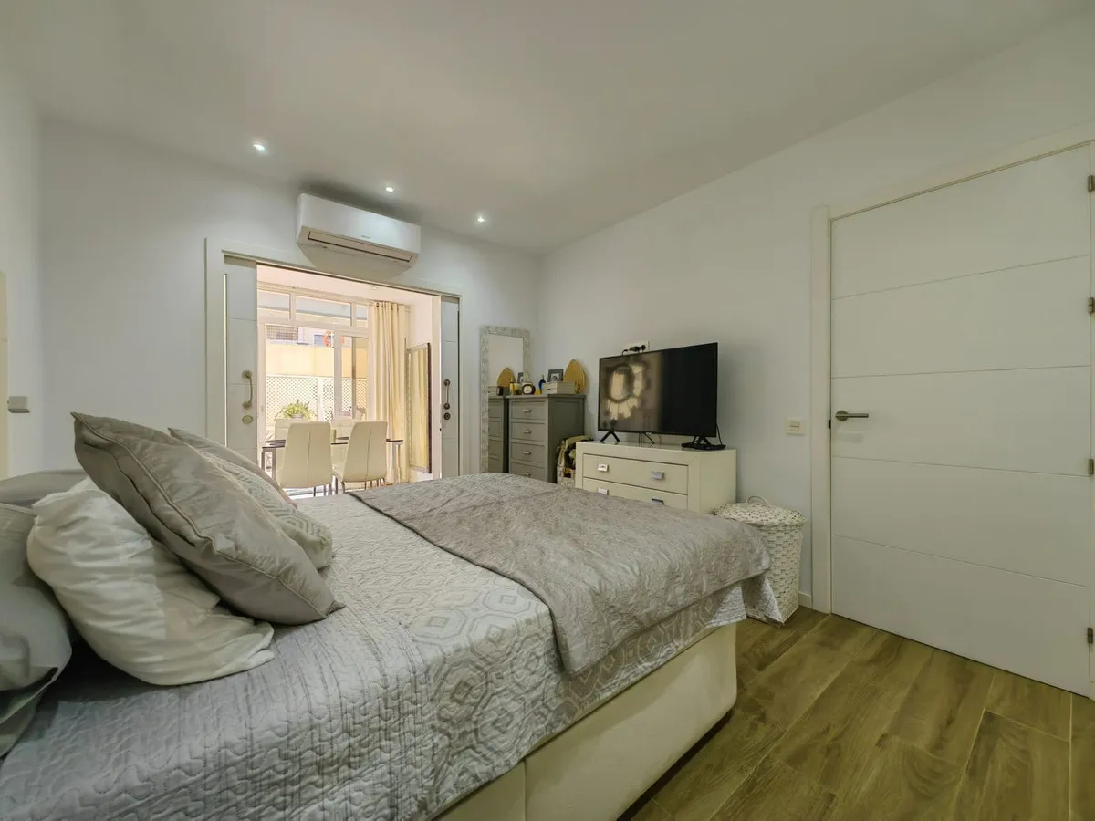 30932ecb-759e-4e53-b603-af0d7f2e7808