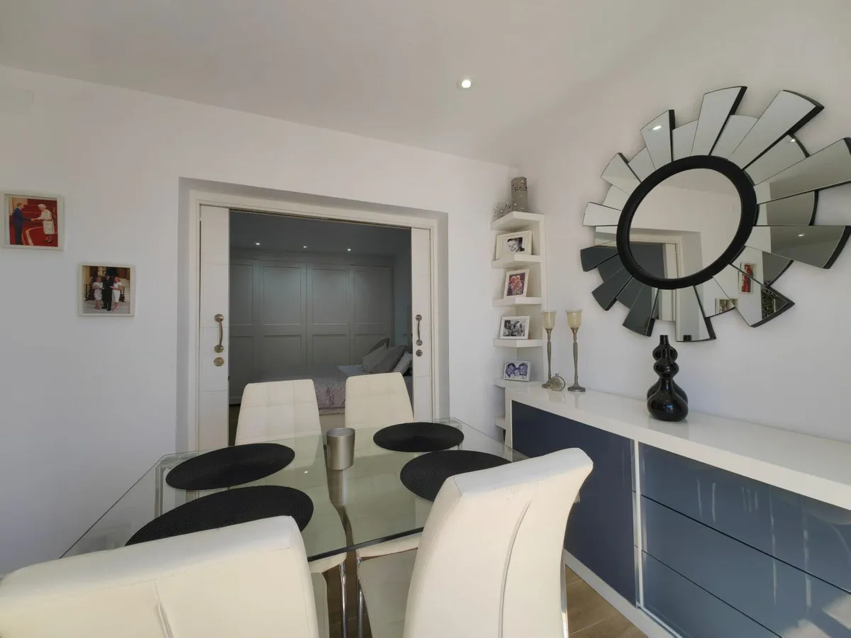 ee103059-f1fa-4adc-acd6-88e35cae0dc9