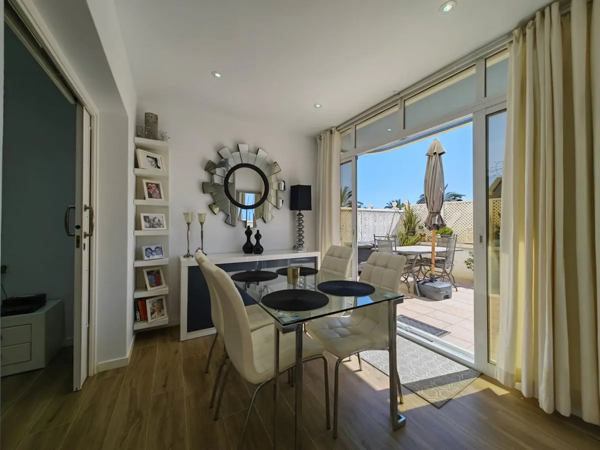 f5e2a66b-113a-4583-8847-f26988179121