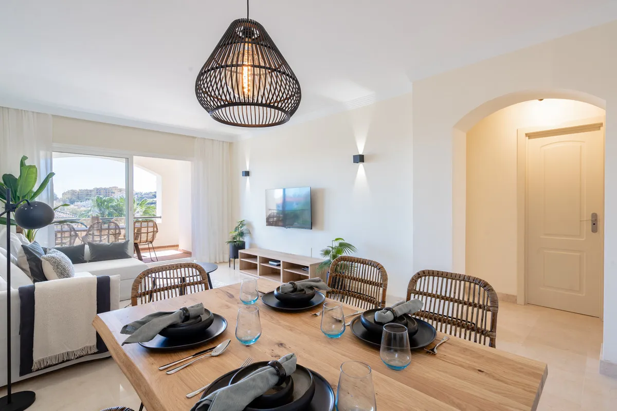 0d2e8a75-1d90-4dd6-9d4e-eea9cda75c71